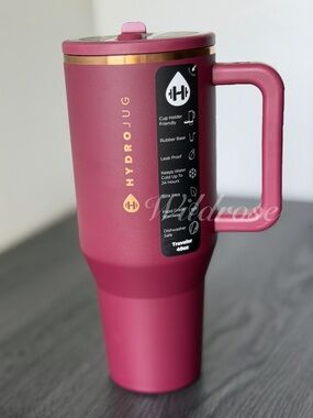 Hydrojug MERLOT 40 oz Traveler maroon / red fall 2025 NWT